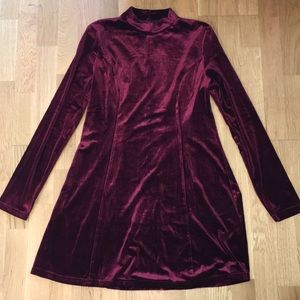 F21 velvet turtleneck long sleeve dress